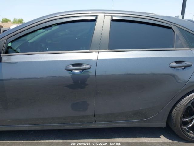 3KPF24AD7PE550603 KIA Forte Lxs