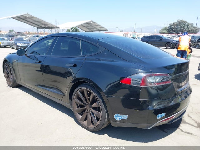 Tesla Model S 60/70/75/85 2016 5YJSA1E17GF125201 Image 3