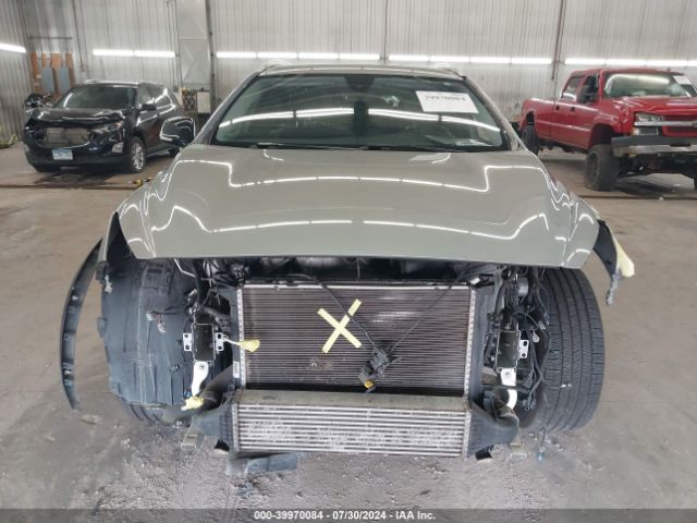 SJKCH5CR8HA033702 Infiniti Qx30 Luxury