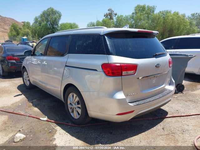 KIA SEDONA LX 2015 KNDMB5C11F6059612 Image 3