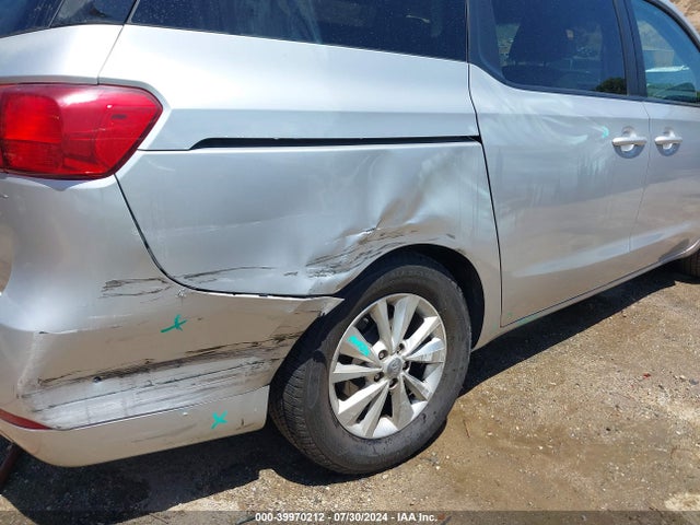 KIA SEDONA LX 2015 KNDMB5C11F6059612 Image 6