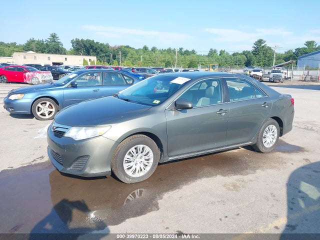 Toyota CAMRY LE 2014 4T4BF1FK8ER345963 Image 2