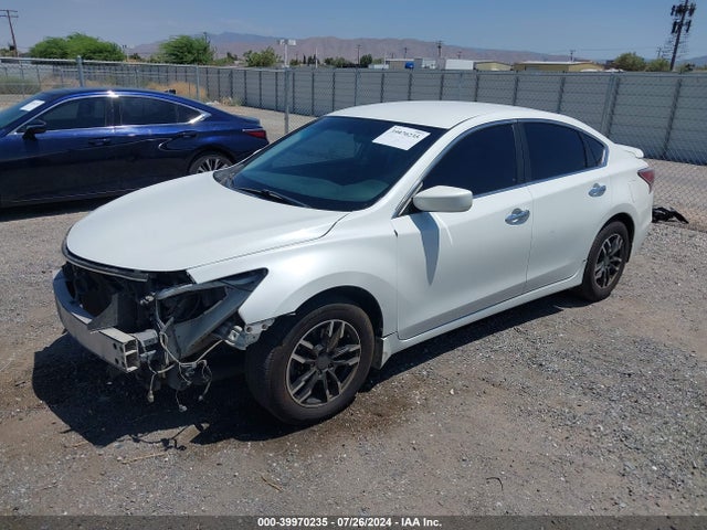 Nissan Altima 2.5 S 2014 1N4AL3AP2EN254186 Image 2