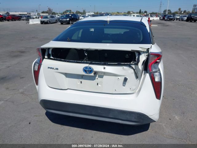 JTDKBRFU9G3019902 Toyota Prius Two