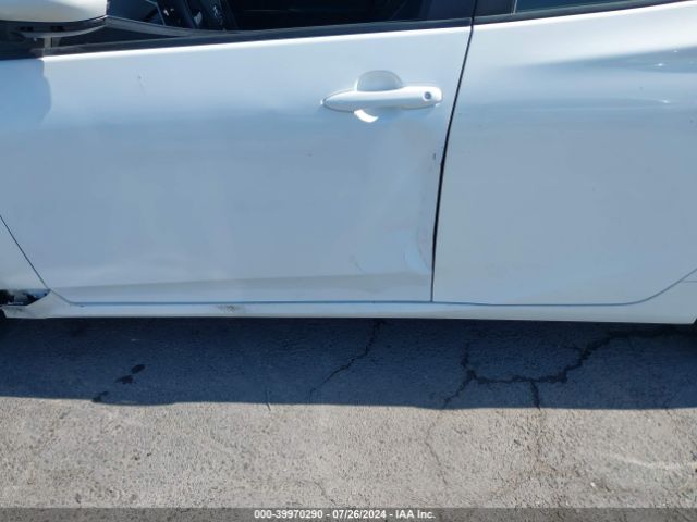 JTDKBRFU9G3019902 Toyota Prius Two