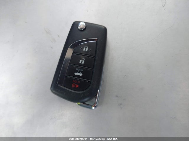 Toyota COROLLA LE 2021 JTDEPMAE7MJ135382 Image 11
