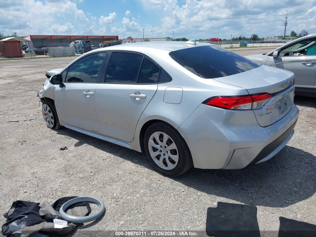 Toyota COROLLA LE 2021 JTDEPMAE7MJ135382 Image 3