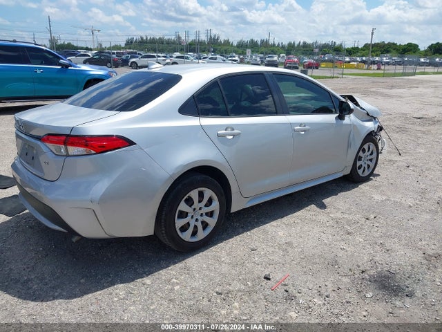 Toyota COROLLA LE 2021 JTDEPMAE7MJ135382 Image 4