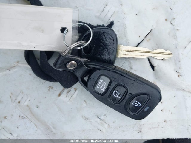 Hyundai ELANTRA SE 2018 5NPD74LF7JH352002 Image 11