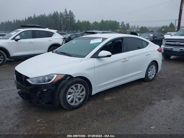 Hyundai ELANTRA SE 2018 5NPD74LF7JH352002 Image 2