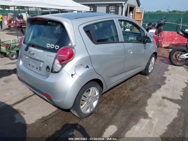 KL8CD6S98EC558189 Chevrolet Spark 1lt Auto