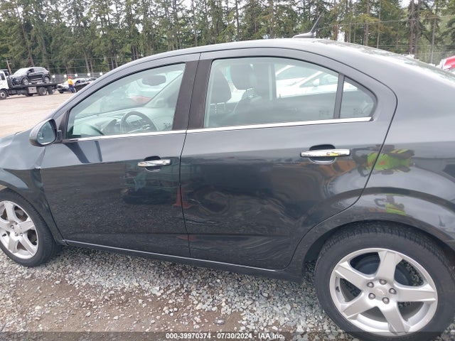 Chevrolet Sonic Ltz Auto 2014 1G1JE5SB7E4232878 Image 15