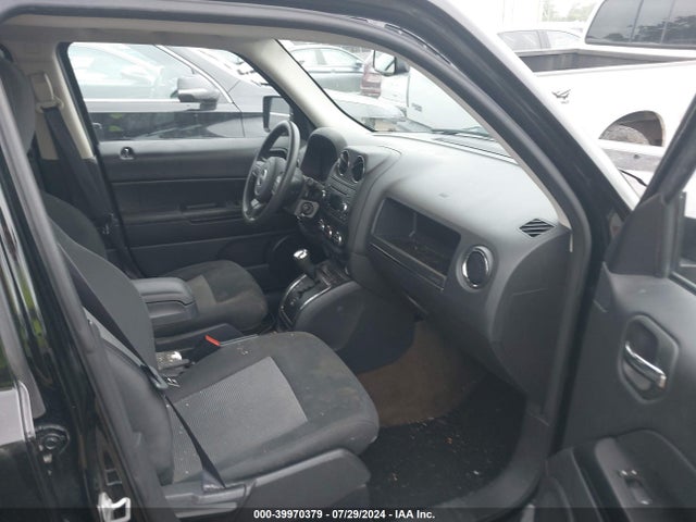 1C4NJRBB3HD143437 Jeep Patriot Sport 4x4