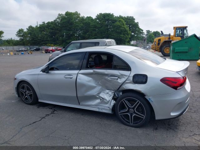 W1K3G4FB8LJ237574 Mercedes-Benz A 220 4matic
