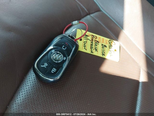 5GAERDKW3JJ208665 Buick Enclave Avenir