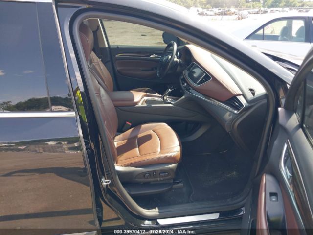 5GAERDKW3JJ208665 Buick Enclave Avenir