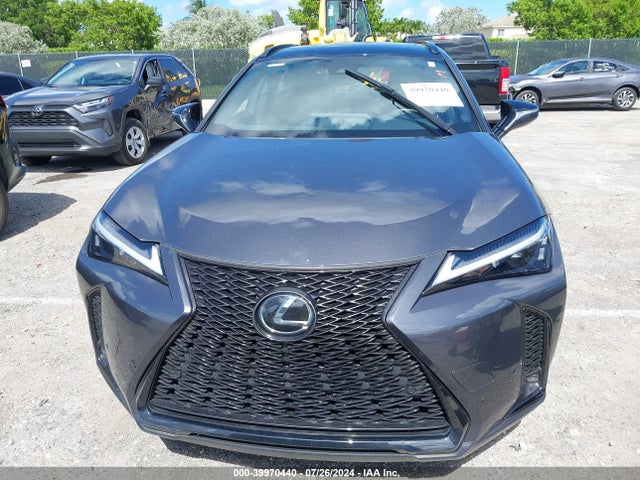 JTHR6JBH8P2150384 Lexus Ux 250h F Sport Handling