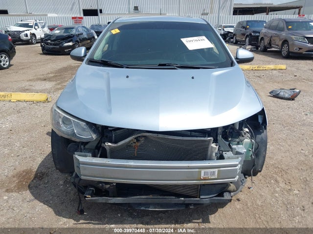 Chevrolet Sonic Premier Auto 2018 1G1JF6SB2J4112533 Image 13