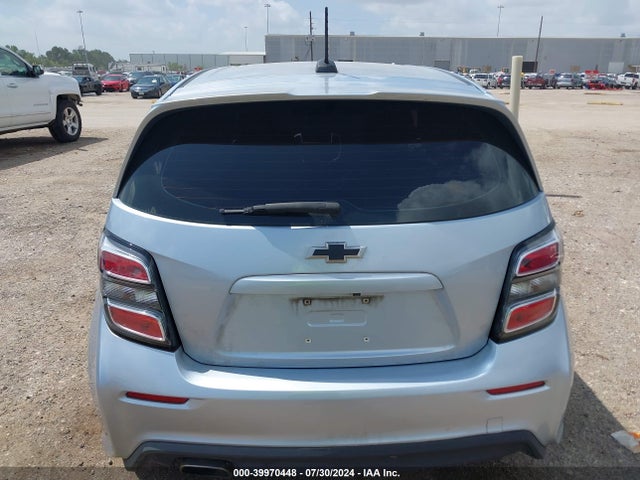 Chevrolet Sonic Premier Auto 2018 1G1JF6SB2J4112533 Image 17