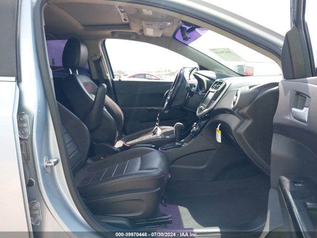 Chevrolet Sonic Premier Auto 2018 1G1JF6SB2J4112533 Image 5