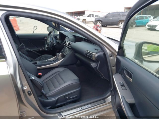 JTHBA1D22K5100323 Lexus IS 300