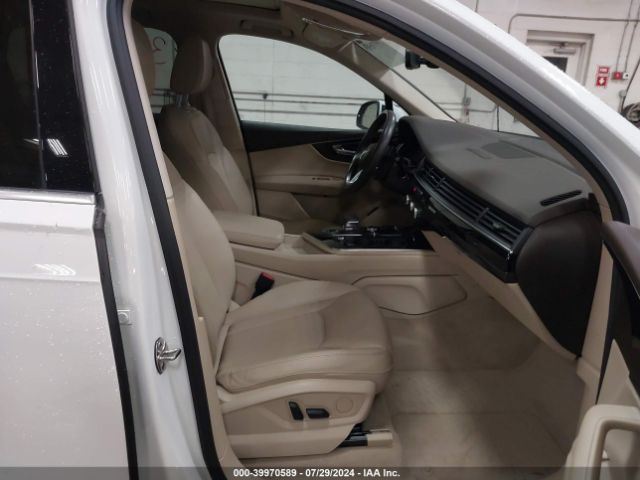 WA1AAAF71KD008383 Audi Q7 55 Premium/55 Se Premium