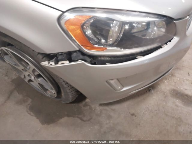 YV4902DZ3E2548272 Volvo Xc60 T6 Premier Plus