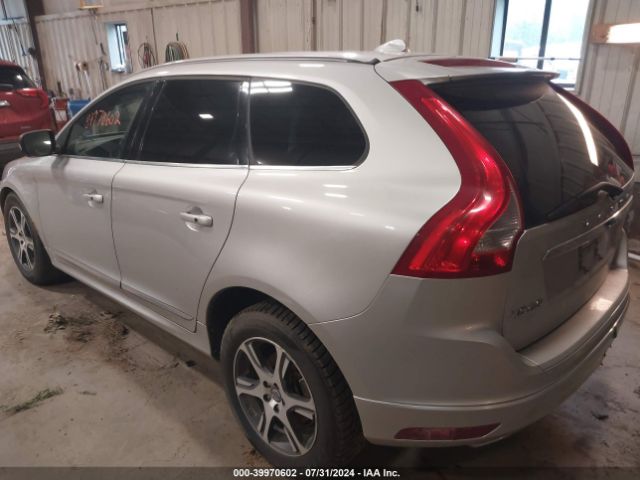 YV4902DZ3E2548272 Volvo Xc60 T6 Premier Plus
