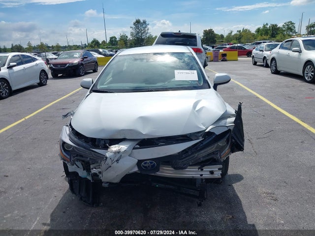 Toyota Corolla Hybrid Le 2022 JTDEAMDE7N3008182 Image 12