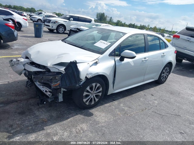 Toyota Corolla Hybrid Le 2022 JTDEAMDE7N3008182 Image 2
