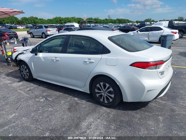 Toyota Corolla Hybrid Le 2022 JTDEAMDE7N3008182 Image 3