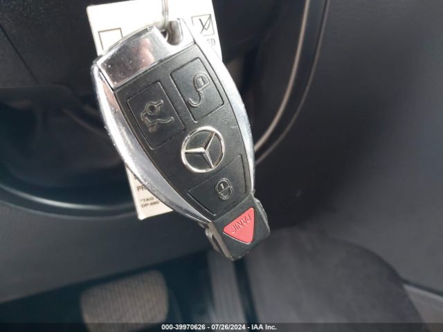 WDCGG5HB2FG379509 Mercedes-Benz GLK 350