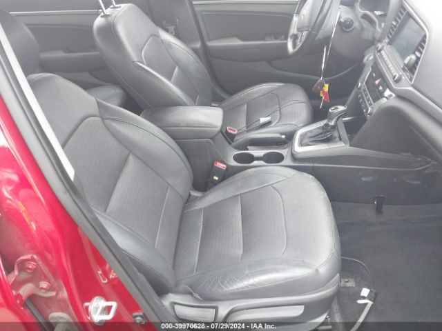 KMHD84LF0HU284005 Hyundai Elantra Limited