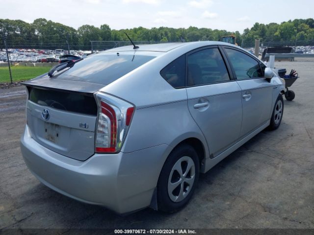 JTDKN3DU7E0371530 Toyota Prius Two