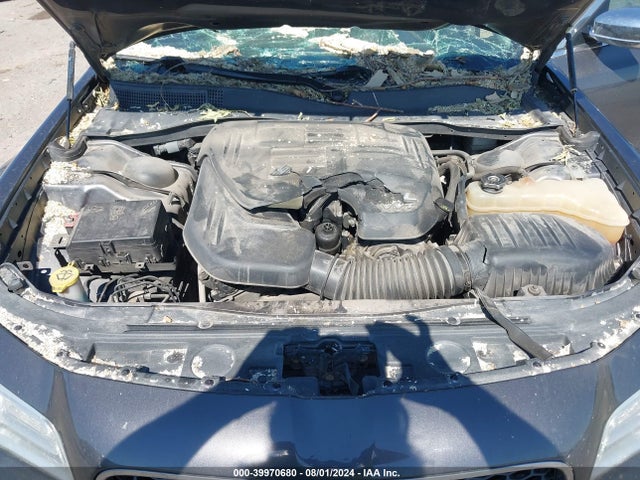 2C3CCAKG7HH565524 Chrysler 300c Awd