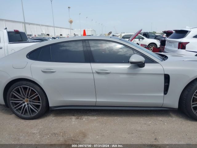 WP0AA2A71HL100806 Porsche PANAMERA 4