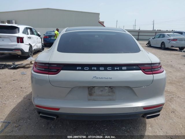 WP0AA2A71HL100806 Porsche PANAMERA 4