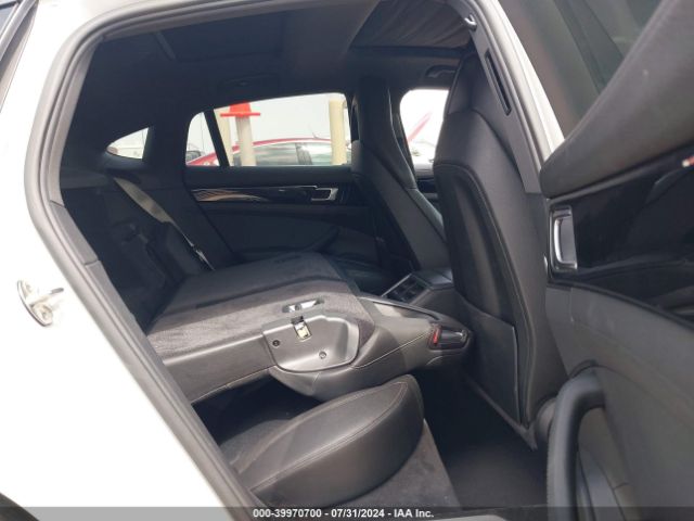 WP0AA2A71HL100806 Porsche PANAMERA 4