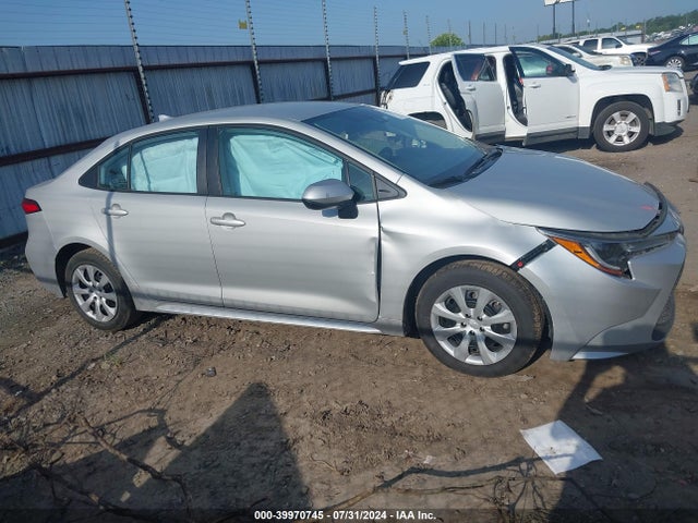 Toyota COROLLA LE 2021 5YFEPMAE9MP232689 Image 13