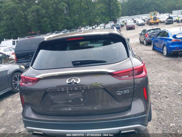3PCAJ5M10KF112531 Infiniti Qx50 Essential