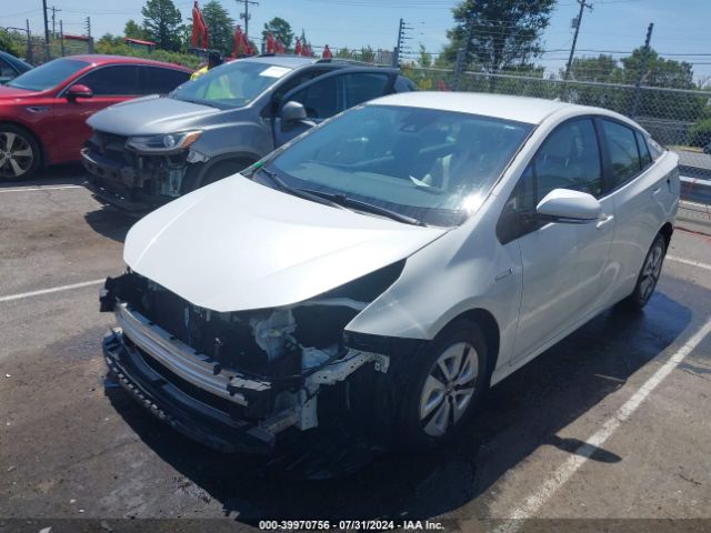 JTDKARFU7H3035973 Toyota Prius Four