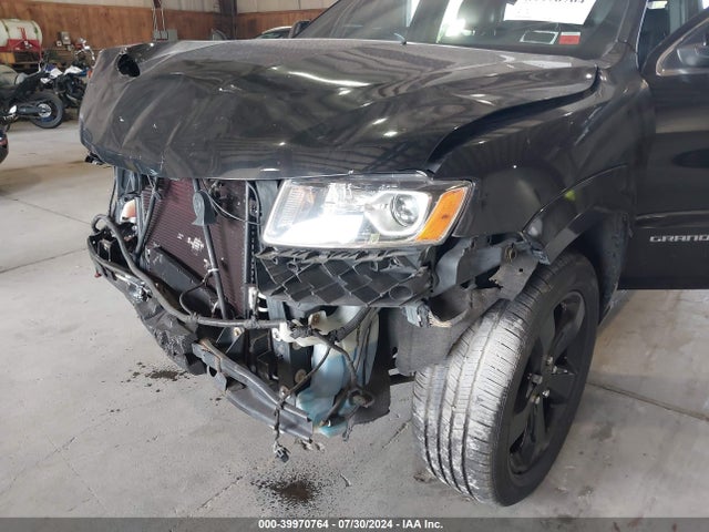 Jeep Grand Cherokee Limited 2015 1C4RJFBG4FC881908 Image 18