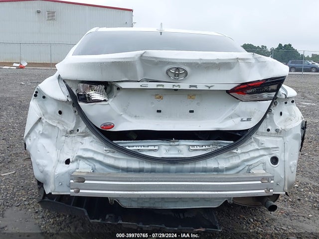 Toyota CAMRY LE 2022 4T1C11AK2NU671360 Image 6