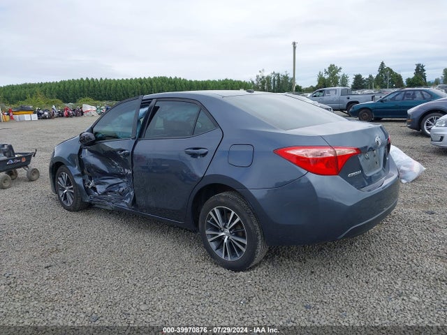 Toyota COROLLA LE 2017 5YFBURHE6HP718025 Image 3