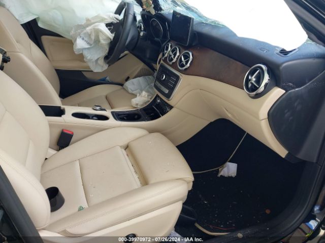 WDCTG4EB0KU015338 Mercedes-Benz GLA 250