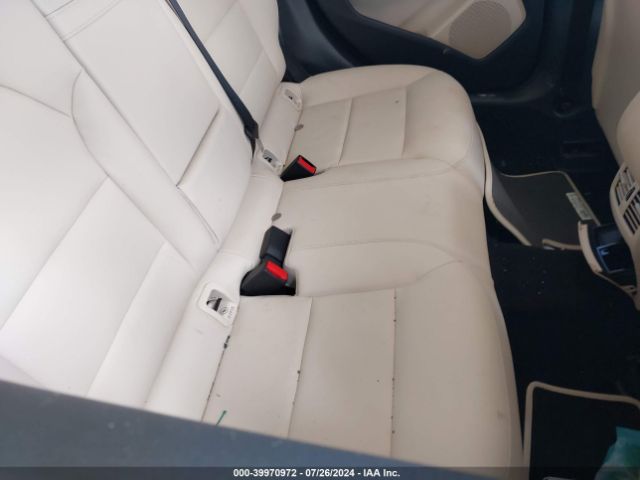 WDCTG4EB0KU015338 Mercedes-Benz GLA 250
