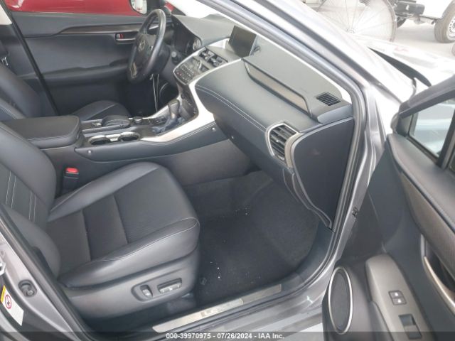 JTJYARBZ4F2015515 Lexus NX 200T