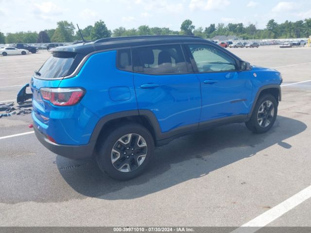 3C4NJDDB2JT308135 Jeep Compass Trailhawk 4x4