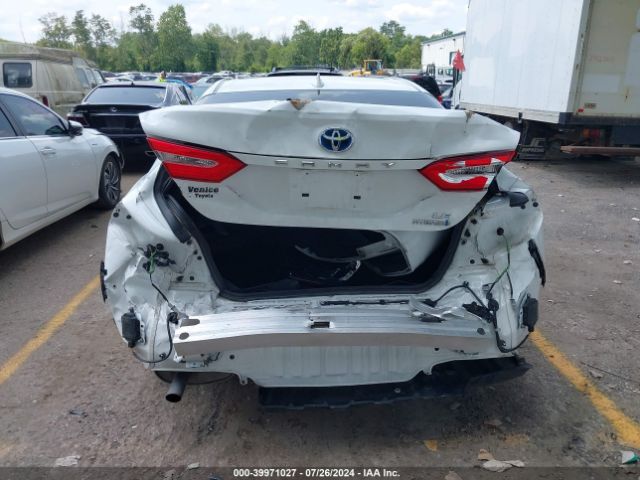 4T1E31AK5LU010745 Toyota Camry Le Hybrid