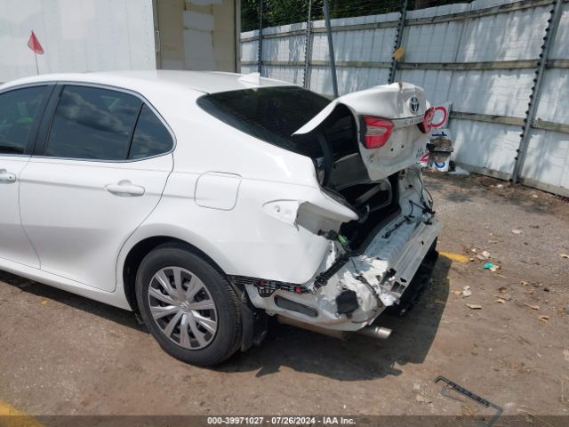 4T1E31AK5LU010745 Toyota Camry Le Hybrid